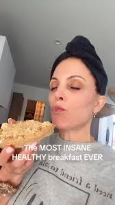 INSANE weekend waffle 🧇 #supermodelsnack #waffle #weekend  #bethennymademetryit