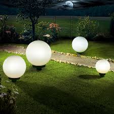 Led garten kugelleuchte außenleuchte nector smarte lichtsteuerung wiz, ø 30cmget your light connected! Starlux Kugel Aussenleuchte Kira 40 Cm Weiss Bauhaus