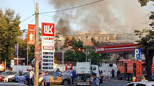 O clădire veche și nelocuită a izbucnit. Incendiu In Sectorul 3 Din BucureÈti In Zona Ilioara Libertatea