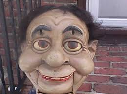 Evolution of Raising Eyebrows in McElroy Ventriloquist Figures