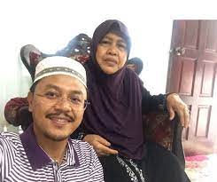 Pengerusi sukarelawan peguam (sukaguam) datuk khairul anwar rahmat berkata anwar tidak wajar hadir kerana parlimen adalah tempat yang mulia dan tinggi martabatnya. Berkat Doa Ibu Anak Kampung Ini Jadi Usahawan Dan Bina Hotel 5 Bintang