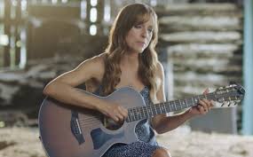 Listen to lynda lemay on spotify. Lynda Lemay Sort Encore 2 Albums D Une Traite Stars Et People Zikeo