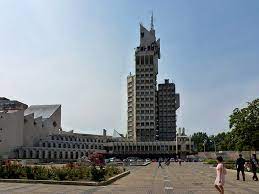 În următorii 5 ani sătmărenii vor putea beneficia de un parc turistic sanaqua pe o întindere de 20 de ha, ce va cuprinde hoteluri. The Most Evil City Hall Ever Build Satu Mare Romania Evilbuildings