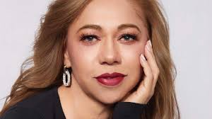 Leida Álvarez comenzó una nueva etapa con su programa “Alto nivel”