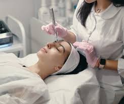 Not everyone wants to go the traditional route when choosing a college. Find Esthetician Schools Near Me How To Become An Esthetician