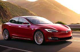 کمپانی خودروساز الکتریکی تسلا (o:tsla)، طبق اعلام وبسایت چینی این کمپانی در روز پنج‌شنبه قیمت خودرو مدل ۳ خود در این کشور را ۸٪ کاهش داد و قیمت این مدل به ۲۴۹٫۰۰۰ یوان. Ø¢ÛŒØ§ ØªØ³Ù„Ø§ Ù…Ø¯Ù„ 3 ÙˆØ§Ù‚Ø¹Ø§ ÛŒÚ© Ù…ÛŒÙ„ÛŒÙˆÙ† Ùˆ 600 Ù‡Ø²Ø§Ø± Ú©ÛŒÙ„ÙˆÙ…ØªØ± Ø±Ø§Ù‡ Ø±ÙØªÙ‡ Ø§Ø³Øª