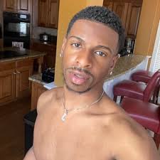 shaina mercilia (@ShainaMercilia)