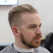 Rebelischen rockabilly frisuren für männer sind wieder angesagt sowie das das typische aussehen von den 50ern. 90 Perfekte Haarschnitte Fur Den Mann Mit Geheimratsecken In 2020 Coole Frisuren Frisur Geheimratsecken Haaransatz