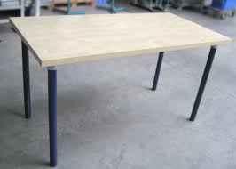 Unsere bauanleitungen für couchtische erklären schritt für schritt folgen sie einfach einer bauanleitung couchtisch von selbst.de und bauen sie ihren ersten beistelltisch fürs wohnzimmer selbst! Einfachen Tisch Selber Bauen Was Werden Sie Bauen