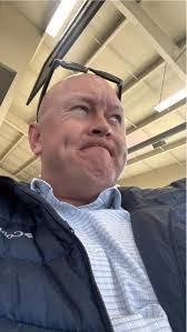 Michelle Hullinger's Instagram, Twitter & Facebook