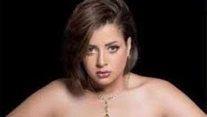 منى فاروق تنشر صورة برفقة صديقها في وضع غريب نشرت الفنانة منى فاروق صورة لها برفقة صديقها على حسابها الشخصي عبر موقع تبادل الصور والفيديوهات إ Blog Posts Blog