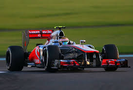 Abu Dhabi Grand Prix Qualifying Hamilton Nabs Pole Motorsports Sports Epoch Times Abu Dhabi Grand Prix Abu Dhabi Grand Prix