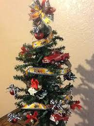 Rancho Transmissions And Automotive Shop Christmas Tree Mechanics Christmas Tree Creative Christmas Trees Christmas Tree Themes