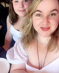 Tessa Heath's Instagram, Twitter & Facebook