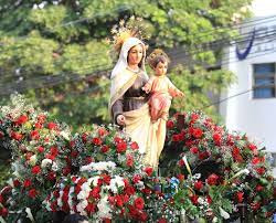 Este viernes 16 de julio se celebra en la religión católica el día de la virgen del carmen, una fecha recordada por las multitudinarias caravanas de vehículos que recorrían cúcuta.sin embargo, por segundo año consecutivo la iglesia pide a sus feligreses evitar aglomeraciones por la pandemia y en lo posible no hacer caravanas de vehículos. Hoy Se Celebra En Colombia El Dia De La Virgen Del Carmen Patrimonio Radial Del Tolima Ecos Del Combeima Ibague