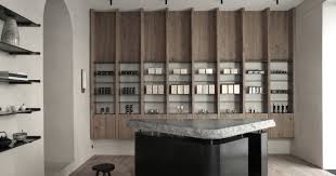 Un Spa Minimaliste Aux Influences Franco Japonaises Decoration Minimaliste Interieur Minimaliste Architecte Interieur