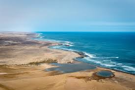 Its location on the coast of namibia in the west sea. Experience A Day On Namibia S Skeleton Coast Art Of Safari