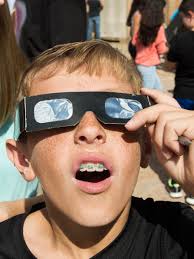 Solar eclipse excites students at Vista Middle School