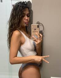 Madison Bailey Leaked (4 Photos) - Nude Celebs