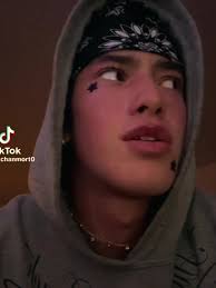 How Old Is Chan Mort