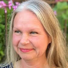 I am excited to share that I have joined Unilabs as Head of Procurement  Nordics. Had the best onboarding this week meeting my new amazing  procurement colleagues in Amsterdam :)