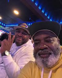 Darnell White (@min.d.white) • Instagram photos and videos