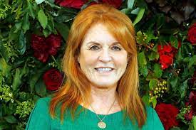 Sarah ferguson, duchess of york, to publish first historical romance novel. Sarah Ferguson Reicht Ihr Die Queen Mit Dieser Einladung Die Hand Gala De