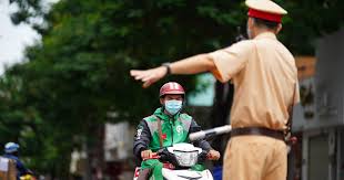 Ngày 19/7, bệnh nhân được bố đưa đi khám bệnh dạ dày tại phòng khám. Qelknn5v7vjeqm