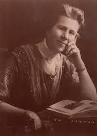Grandma S Got Stem Blog With Photos And Stories Of Grandmothers Who Are Comfortable With Technical Subjects Women In History Mathematician History Of Science