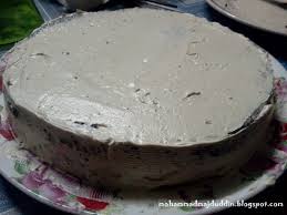 Untuk menjimatkan wang anda, di sini wanista akan kongsikan resepi mudah cara membuat kek aiskrim seperti pro! Resepi Kek Coklat Icing Surat Rasmi R