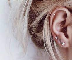 Sich Ein Helix Piercing Stechen Lassen Risiken Heilung Und Pflege Piercing Helix Piercing Stechen Piercing Ideen