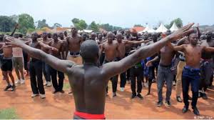 Dw hausa february 16, 2018 · a yau ne muke samun labari da dumi duminsa cewa majalissa tana shirin zartar da kudirin dai dai ta mace da namiji wajan rabon gado kai daya da sauran abubuwa , tuni dai malamai sukai ta huduba akan munbari suna kira ga mahukunta da suyi watsi da wannan kudirin. Dw Hausa Home Facebook