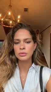 Not sure why OP deleted Kelsey’s TikTok with Joey, but here it is, lol.  Kelsey and Joey’s banter about wearing Birks to a nice dinner.