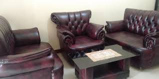 Pemilihan kursi tamu yang tepat mampu menunjang penampilan ruang tamu menjadi lebih menawan. Sofa Ruang Tamu Perabotan Rumah Di Carousell