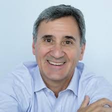 Robert Beamish's Instagram, Twitter & Facebook