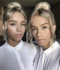 Lisa or lena choices clothes, nails, outfit, girly stuff and many more choices. Lisa Und Lena Laecheln Leicht In Die Kamera Lisa Und Lena Klamotten Lisa Beste Freunde Fur Immer