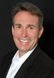 Kelley Horton's Instagram, Twitter & Facebook