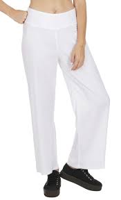 Tenue stylée en pantalon fluide 3/4. Pantalon Blanc Femme Tenue Mariage Chic Pas Cher Friendly
