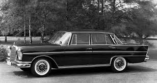 Mercedes Benz S Klasse Grosse Heckflosse W111 W112 1959 1968 Mercedes Benz 300 Classic Mercedes Mercedes Benz 220