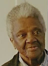 Ellen Housley's Instagram, Twitter & Facebook