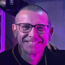 Anyone reccomend any mobile mechanics? One that isn't going to over charge  me🤦🏼‍♀️My car won't start at all.