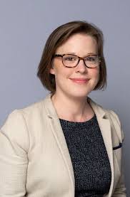 Laura Hubbell's Instagram, Twitter & Facebook