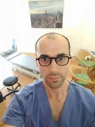 Au rez de chaussée : Astoul Guillaume Osteopathe A Castelnau D Estretefonds 31620