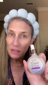 Close up to Halsey, singing at the Grammy Museum! #Halsey #halseyfan #...