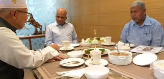 The country maintains a constant economical scale due to the. Perbincangan Dengan Pengerusi Dan Pengarah Urusan Rafulin Holdings Sdn Bhd Syarikat Ini Bersetuju Menaja Kos Pembinaan Blok Dewan Makan Dan Segala Peralatan Memasak Dan Kemudahan Penyediaan Makanan Untuk 200 Org Kos Yang
