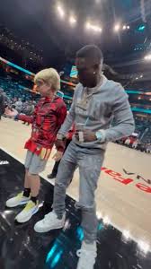 Boosie Love The Kids! #Boosie swag surfed with a fan at the #AtlantaHawks  game!