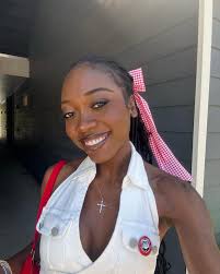 danielle <3 (@danielle.jones) • Instagram photos and videos