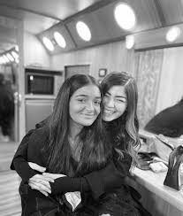 فيديو كليب ليلى احمد زاهر كتاكيتو بني من فيلم محترم الا ربع ليلى زاهر كتاكيتو بني. Ù„ÙŠÙ„Ù‰ Ø£Ø­Ù…Ø¯ Ø²Ø§Ù‡Ø± ØªÙˆØ¬Ù‡ Ø±Ø³Ø§Ù„Ø© Ø­Ø¨ Ù„Ø´Ù‚ÙŠÙ‚ØªÙ‡Ø§ Ù…Ù„Ùƒ