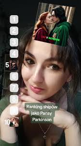 Błyszczyk Booktok Polish Pages