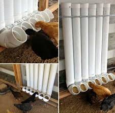 Mangeoire Fait Maison Pour Poule Des Idees Originales Poulailler Mangeoire Poule Et Elever Des Poulets